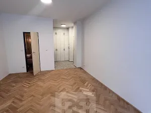 Pronájem bytu 1+kk, Praha - Holešovice, Vinařská, 32 m2