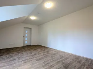 Pronájem bytu 3+kk, Peruc, U Koupaliště, 68 m2