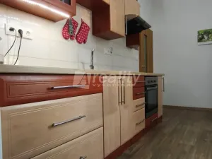 Pronájem bytu 2+1, Náměšť nad Oslavou, 65 m2