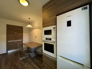 Pronájem bytu 2+1, Kuřim, Bezručova čtvrť, 54 m2