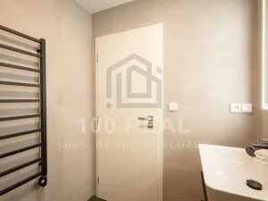 Pronájem bytu 1+kk, Pardubice, třída Míru, 27 m2