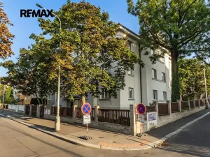 Pronájem bytu 1+kk, Praha - Dejvice, Velvarská, 44 m2