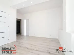 Prodej bytu 2+kk, Karviná - Nové Město, Jaroslava Vrchlického, 40 m2