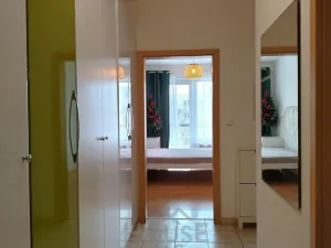 Prodej bytu 2+kk, Praha - Michle, V dolině, 43 m2