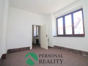 Prodej komerční nemovitosti, Krupá, 130 m2