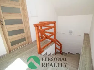 Prodej komerční nemovitosti, Krupá, 130 m2