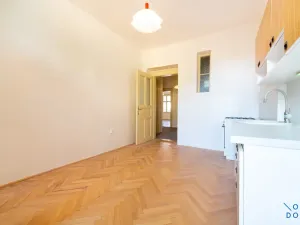 Pronájem bytu 3+1, Praha - Vinohrady, Milešovská, 100 m2