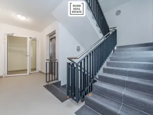 Prodej bytu 1+kk, Praha - Smíchov, Pod Barvířkou, 44 m2