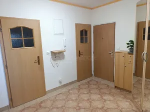 Prodej bytu 3+1, Tachov, Bělojarská, 76 m2