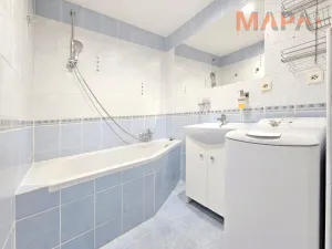 Prodej bytu 3+1, Chomutov, Zahradní, 60 m2