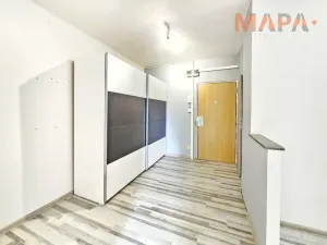 Prodej bytu 3+1, Chomutov, Zahradní, 60 m2