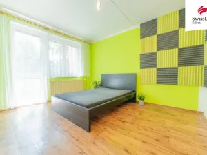Prodej bytu 3+1, Nové Hrady, Zahradní čtvrť, 71 m2