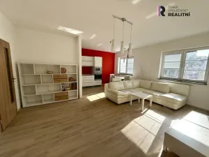 Pronájem bytu 2+kk, Cheb, Havlíčkova, 70 m2