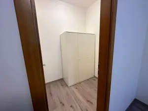 Pronájem bytu 2+kk, Praha - Libeň, Na Dědince, 45 m2