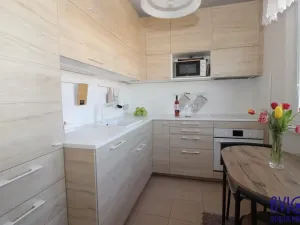 Pronájem bytu 3+1, Praha - Záběhlice, Jasmínová, 76 m2
