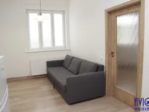 Pronájem bytu 2+kk, Praha - Záběhlice, Záběhlická, 45 m2