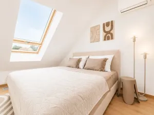 Prodej bytu 2+kk, Praha - Smíchov, Bieblova, 57 m2