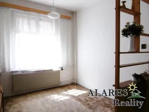 Pronájem bytu 2+1, Praha - Smíchov, Pravoúhlá, 70 m2