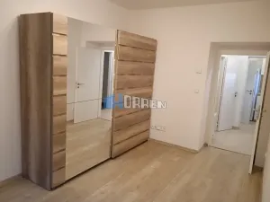 Pronájem bytu 1+kk, Praha - Braník, Ke Krči, 27 m2