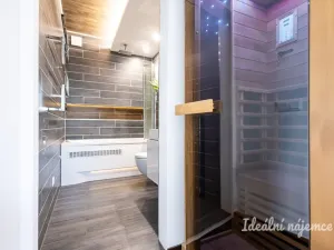 Pronájem bytu 2+kk, Praha - Holešovice, Varhulíkové, 80 m2