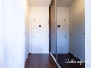 Pronájem bytu 2+kk, Praha - Holešovice, Varhulíkové, 80 m2