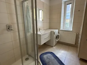 Pronájem bytu 4+1, Opava - Předměstí, Hobzíkova, 107 m2