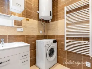 Pronájem bytu 1+1, Praha - Libeň, U libeňského pivovaru, 35 m2