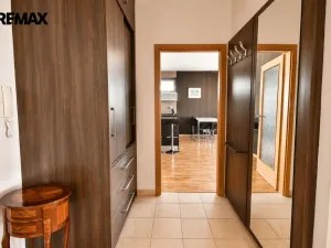 Pronájem bytu 2+kk, Hradec Králové - Nový Hradec Králové, Rybova, 62 m2