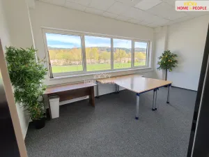 Pronájem skladu, Ostrov - Dolní Žďár, 4400 m2