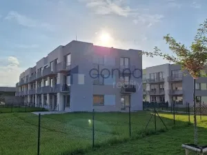 Pronájem bytu 2+kk, Praha, Formanská, 44 m2