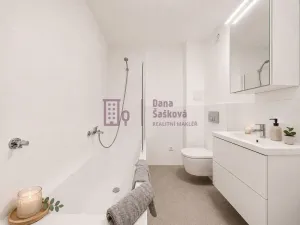 Pronájem bytu 2+kk, Jindřichův Hradec - Jindřichův Hradec III, Na Piketě, 48 m2