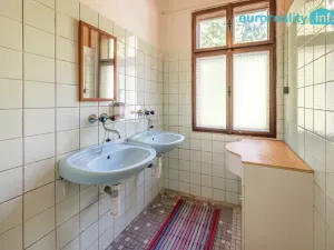Prodej chalupy, Stříbrná, 460 m2