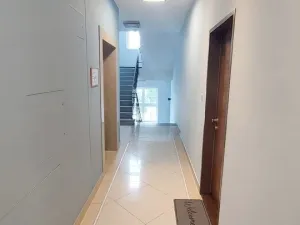 Pronájem bytu 2+kk, Mariánské Lázně - Úšovice, Zeyerova, 55 m2