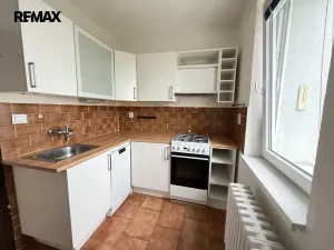 Pronájem bytu 2+1, Praha - Libeň, Přádova, 68 m2