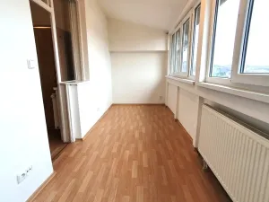Pronájem bytu 3+kk, Praha, Ve struhách, 58 m2