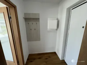 Pronájem bytu 1+kk, Praha - Hlubočepy, Dostalové, 28 m2