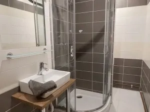 Pronájem bytu 1+1, Františkovy Lázně, Anglická, 33 m2