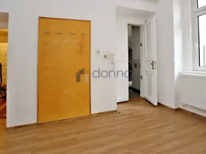 Pronájem bytu 2+1, Praha, Štěpánská, 48 m2