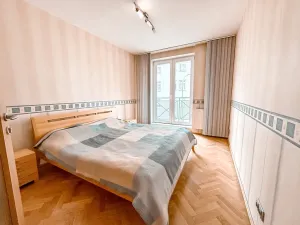 Pronájem bytu 4+kk, Praha - Žižkov, V kapslovně, 101 m2