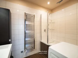 Prodej bytu 3+kk, Znojmo, U Lesíka, 68 m2