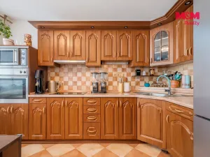Prodej bytu 4+1, Litoměřice - Pokratice, Ladova, 77 m2