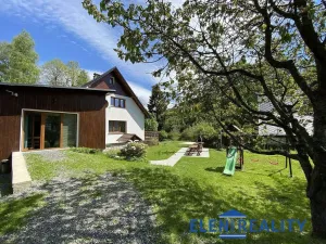 Prodej rodinného domu, Lipová-lázně - Horní Lipová, 320 m2