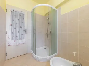 Prodej vícegeneračního domu, Drnovice, 331 m2