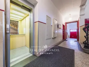 Prodej bytu 2+kk, Praha, Krásova, 49 m2