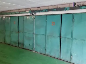 Pronájem garáže, Praha - Troja, Písečná, 18 m2