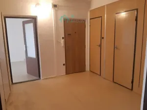Pronájem bytu 3+1, Chrudim, Husova, 75 m2