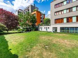 Pronájem bytu 2+kk, Praha - Holešovice, Na Maninách, 55 m2