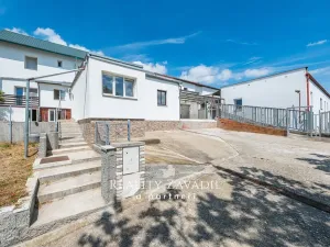 Prodej rodinného domu, Koleč, 940 m2