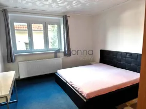 Pronájem bytu 3+1, Praha, Betáňská, 116 m2