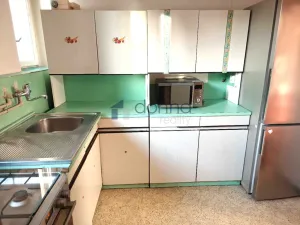 Pronájem bytu 3+1, Praha, Betáňská, 116 m2